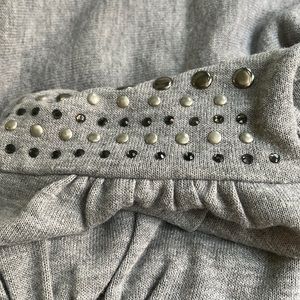 Cute xs top with beaded detail on shoulders